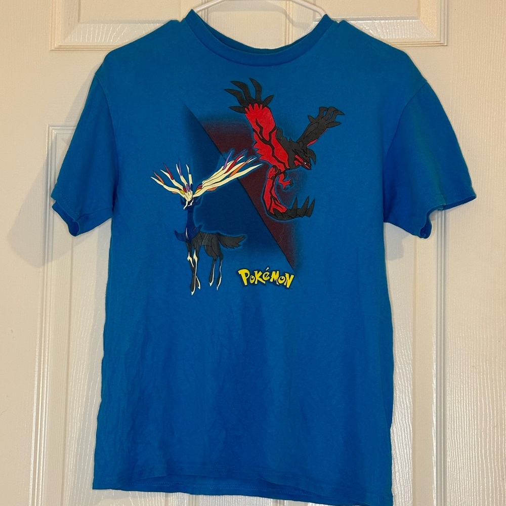 Nintendo Pokémon X and Y short sleeve shirt